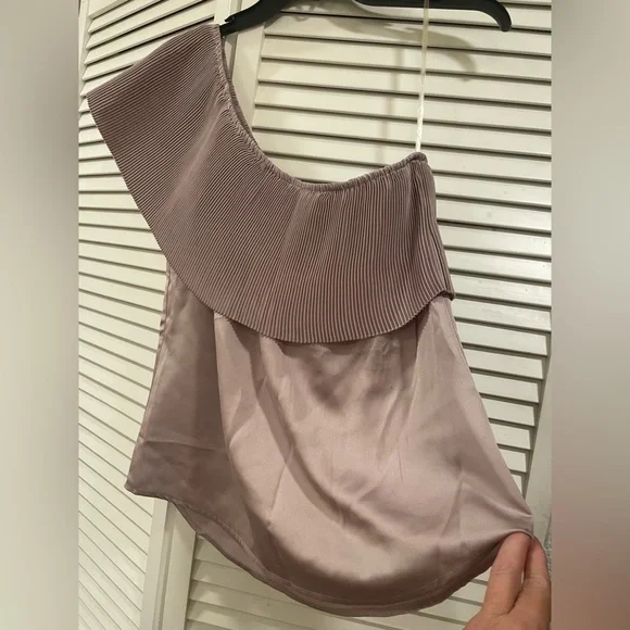 BP. Pleated Satin one Shoulder Top in Soft Lavender shade - Picture 1 of 4